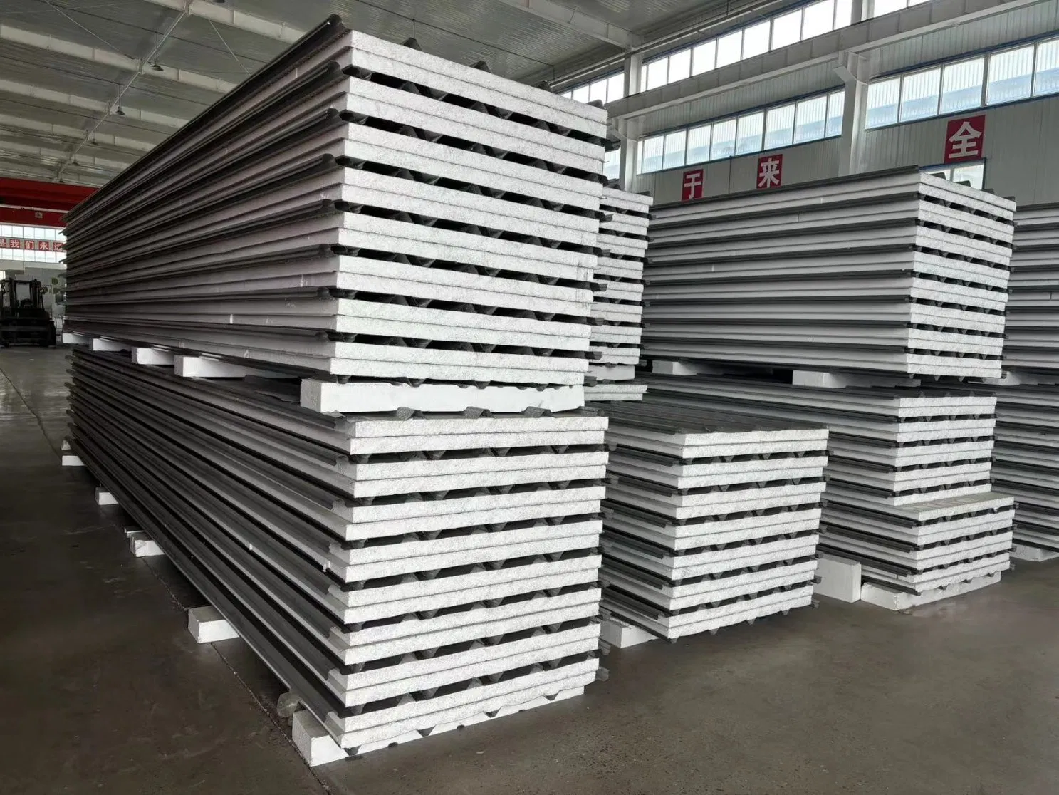 Online Technical Support Wall Panel System EPS Sandwich Panel for Cold Room