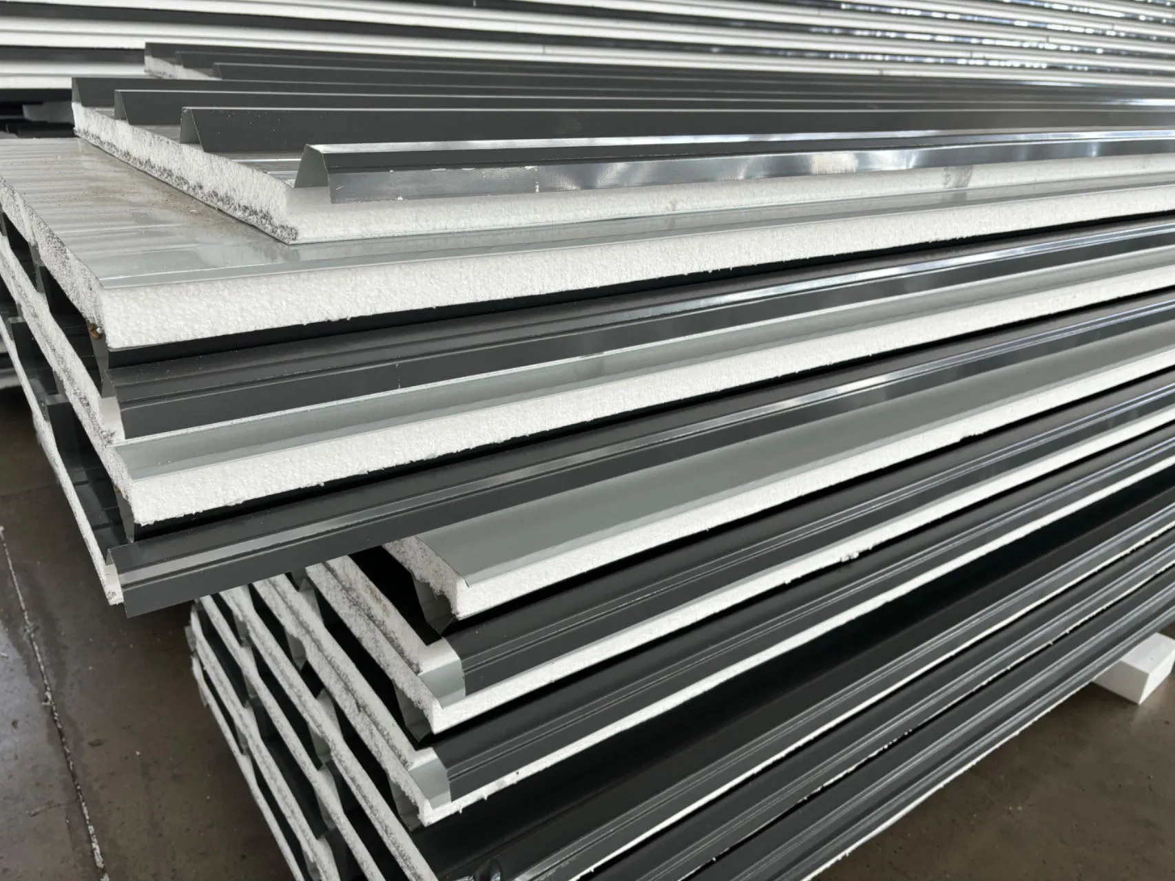 High Density Energy Efficient Building Envelopes EPS Sandwich Panel