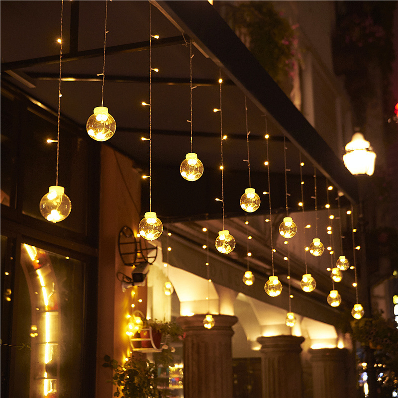 أضواء خيط عيد الميلاد الذكية الشخصية مع ستارة صور دافئة بيضاء 300LED 8 وضع