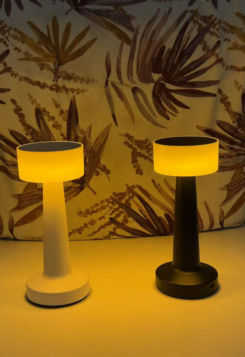 مصباح مكتب ملحقات LED لمسة قراءة شحن مصباح مكتب بجانب السرير