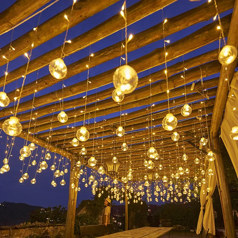 أضواء خيط عيد الميلاد الذكية الشخصية مع ستارة صور دافئة بيضاء 300LED 8 وضع