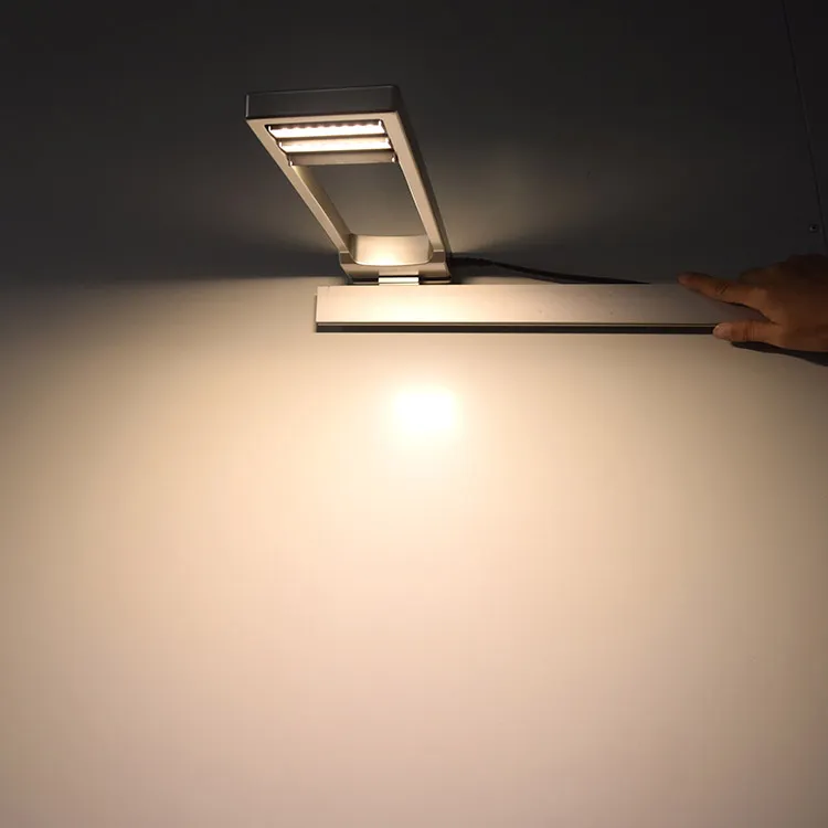 إضاءة معرض مخصصة ضوء LED للمعارض لافتة