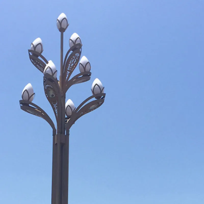 إضاءة مسار LED نابضة للحياة لتزيين الحدائق الخارجية بشكل رائع