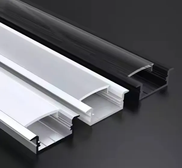 نظام ألومنيوم مدمج لإضاءة LED مع غلاف م diffuser وتركيب سهل