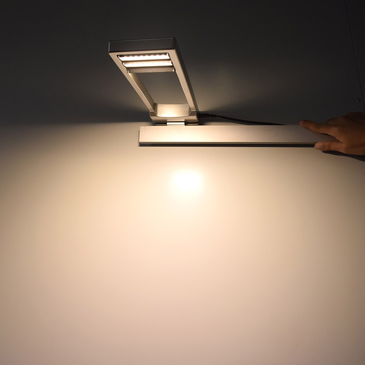 إضاءة معرض مخصصة ضوء LED للمعارض لافتة