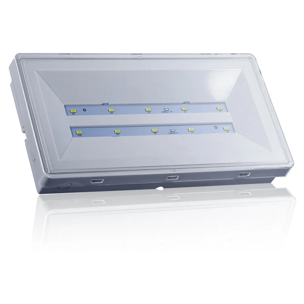 تم الحفاظ على IP65 مصباح الطوارئ LED المدمج 3.7V بطارية ليثيوم أيون قابلة لإعادة الشحن للإضاءة الطارئة