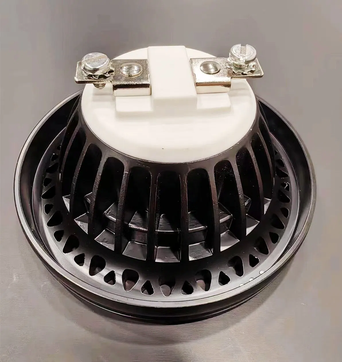 إضاءة سبوت لايت LED منخفضة الجهد 12V PAR36 MR16 MR11 G4 ضوء مسار للحديقة الخارجية ضوء بئر من النحاس إضاءة المناظر الطبيعية