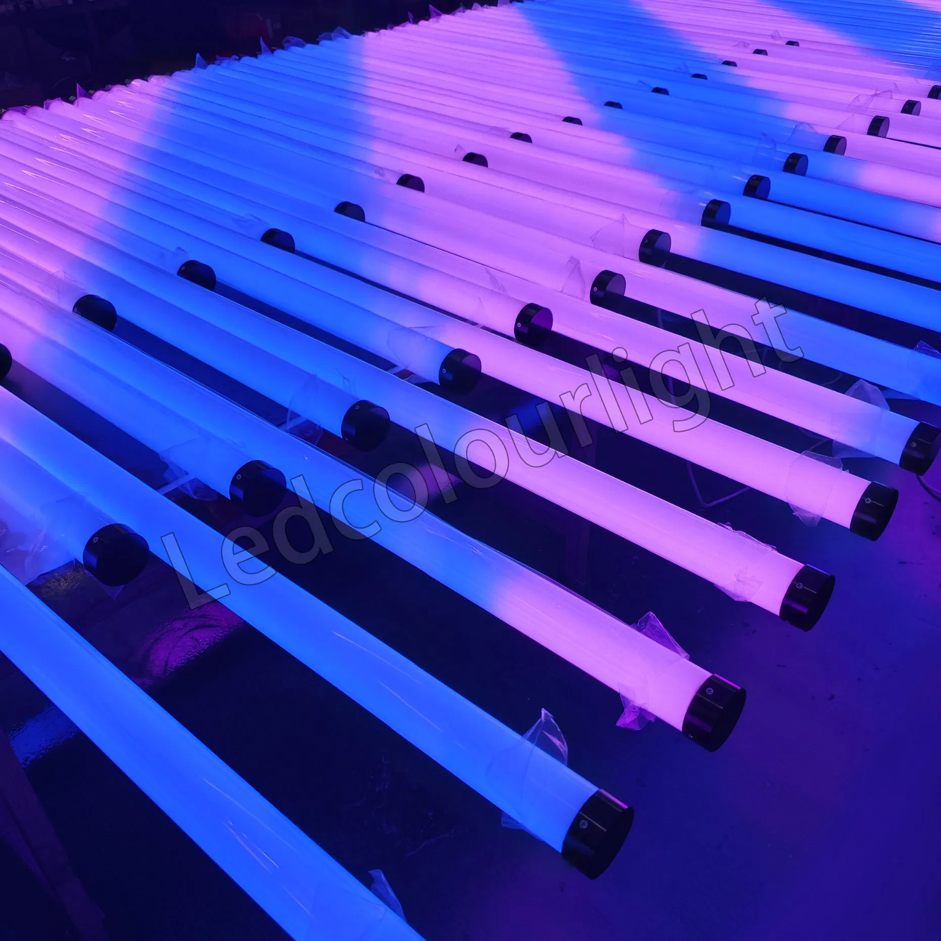 أضواء LED stage الخارجية 360 درجة إضاءة داخلية أنبوب LED (جملة رخيصة للمصانع لأندية الليل KTV المطاعم الحانات ضوء زخرفي OEM ODM)