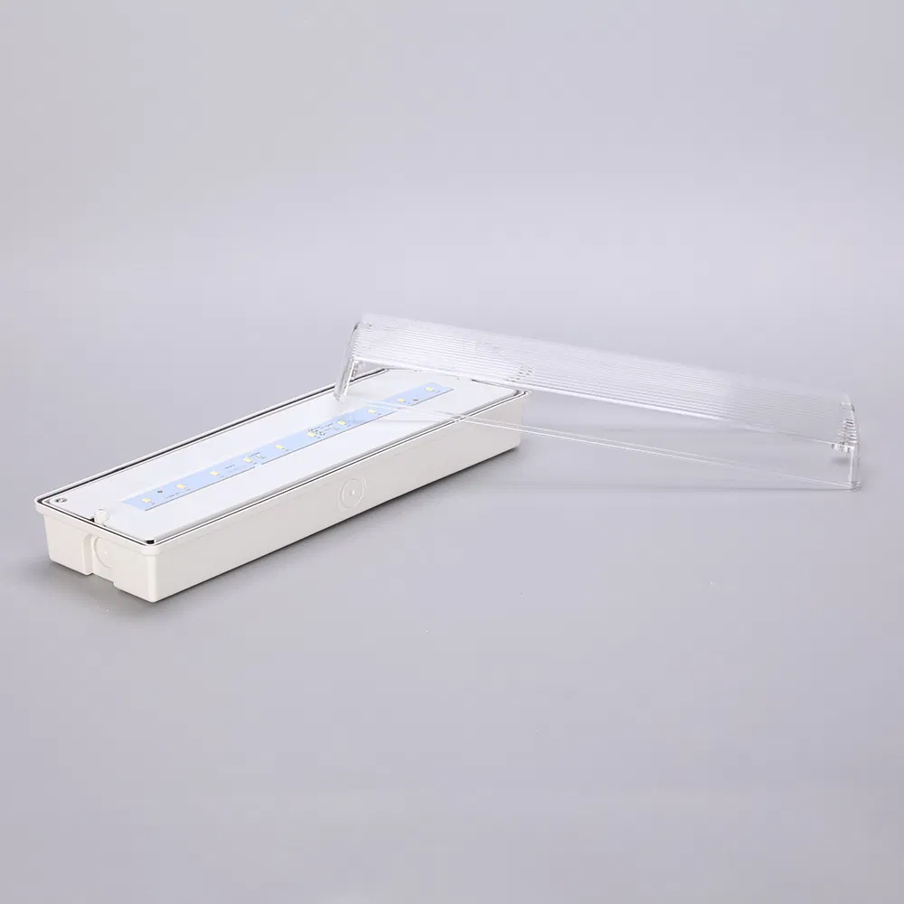 إضاءة طوارئ دائمة IP65 مصباح LED مدمج 3.7V بطارية ليثيوم أيون قابلة لإعادة الشحن للإضاءة الطارئة