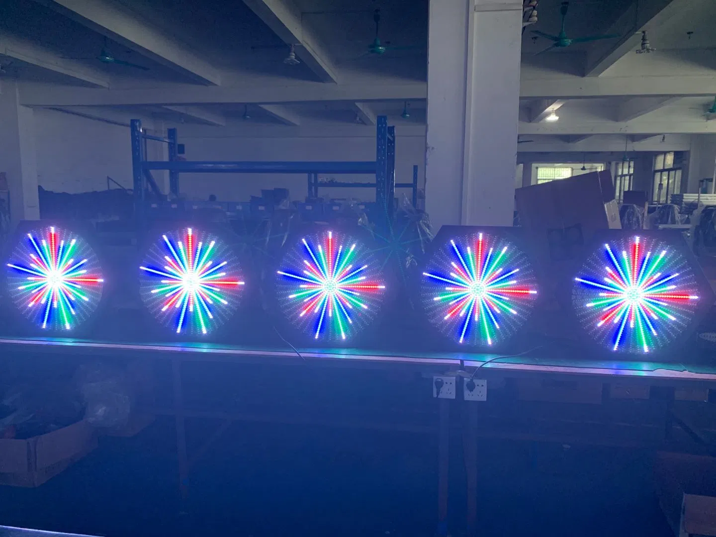 إضاءة خلفية LED برنامج مدمج DMX512 بيكسل ملون كامل RGB Lights 
