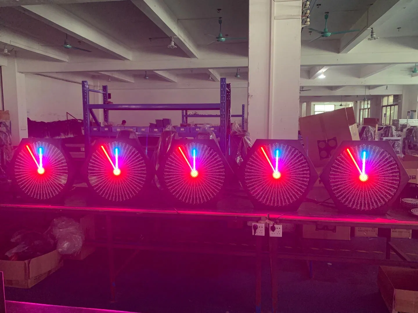 إضاءة خلفية LED برنامج مدمج DMX512 بيكسل ملون كامل RGB Lights 