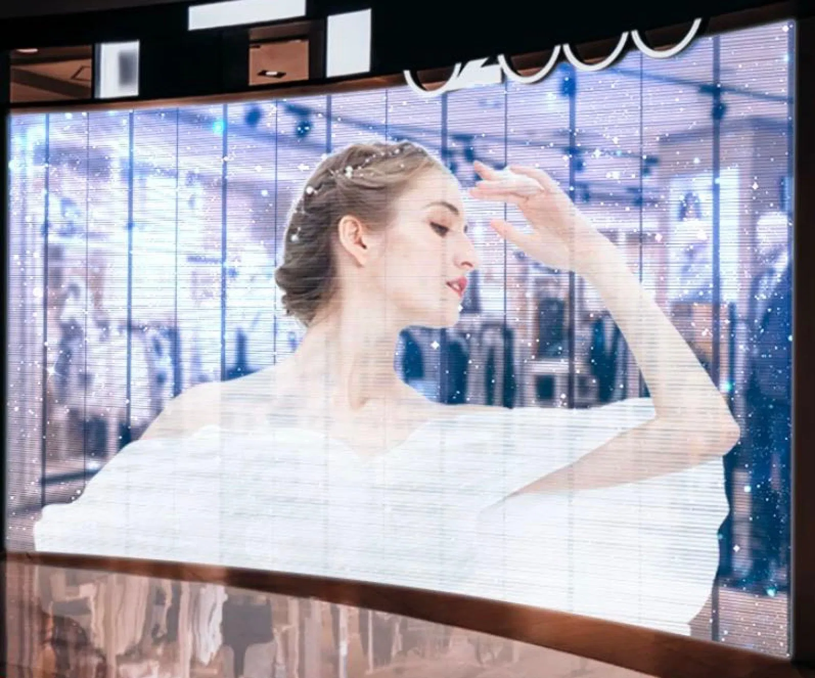 P7.81 Window Glass Transparent LED Indoor Outdoor Advertising Video Wall