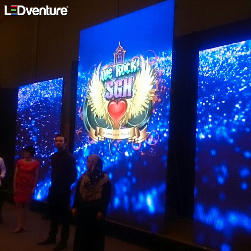 Indoor Outdoor Full Color Advertising Rental Curved Digital Flexible Poster Window LED Display with P1.2 P1.8 P2.5 P3.91 Price