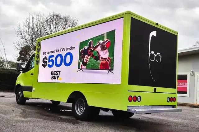 Mobile Truck Digital Advertising Board P5 LED Sign Billboard HD LED Car Display