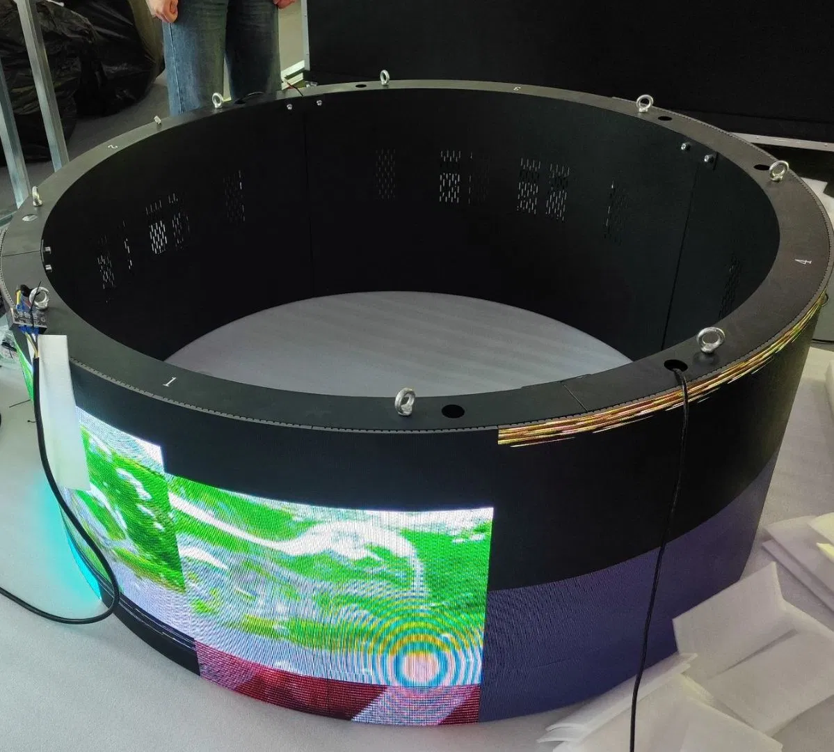 Bright Outdoor Flexible LED Panel Display Screen for Events and Advertising