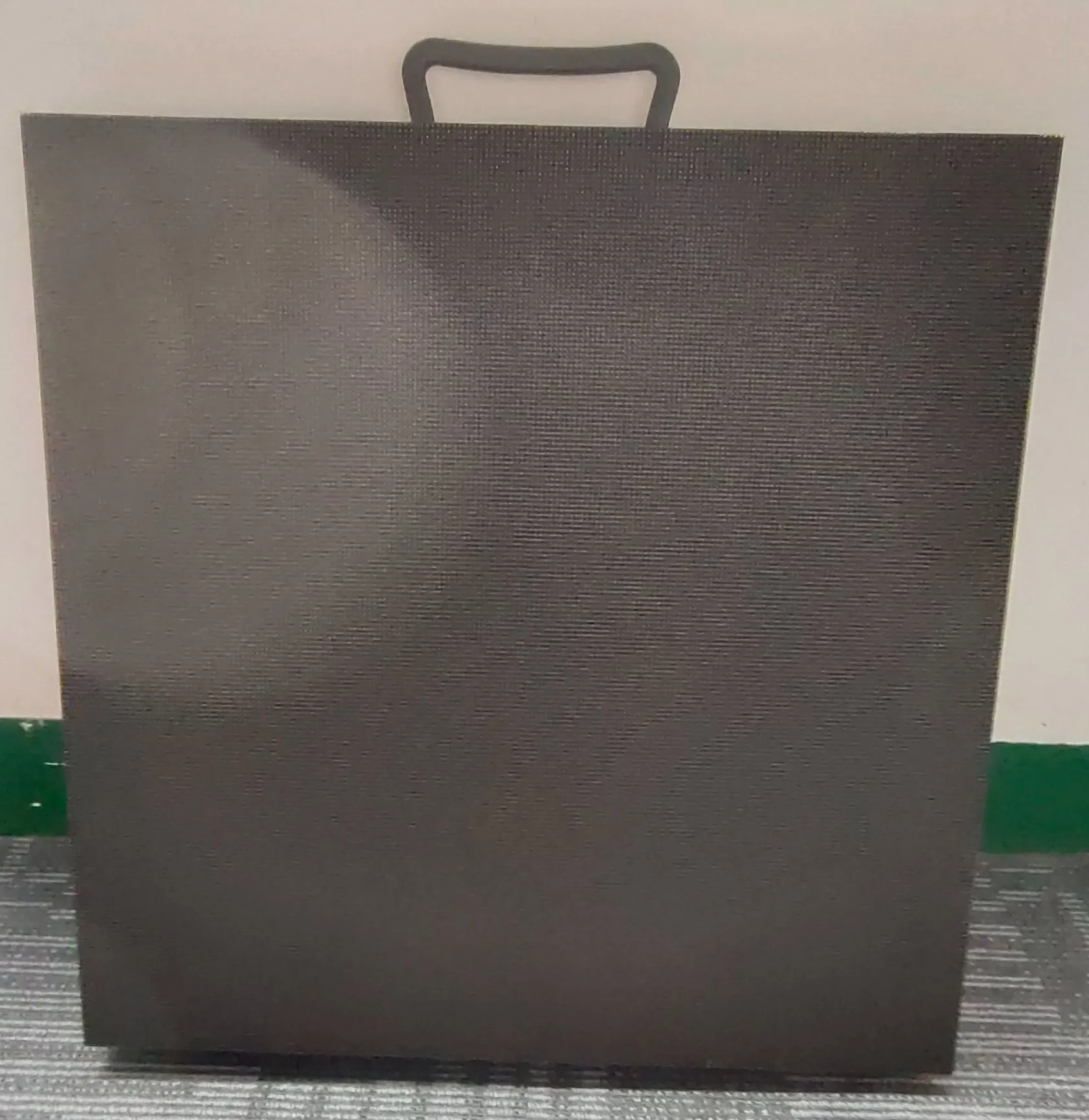 Indoor and Outdoor Full Colour P3.9 LED Display Screen for Rental