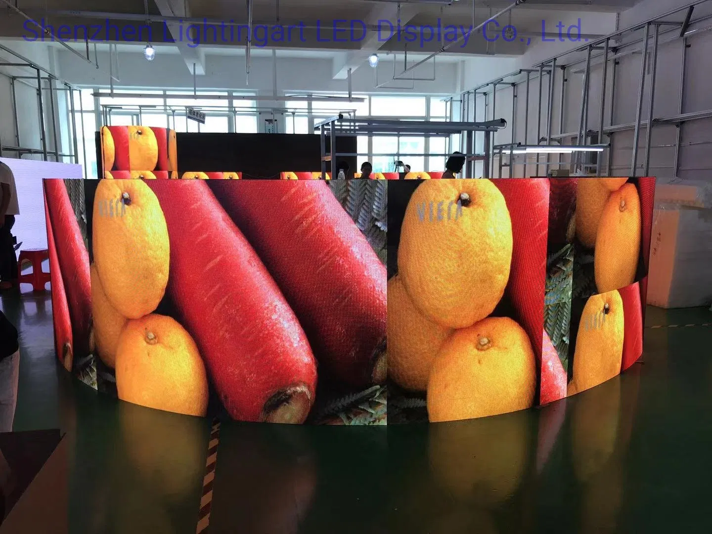 Advertising Curved LED Display Flexible LED Display P2.0, P2.5, P3, P4 Soft LED Video Screen