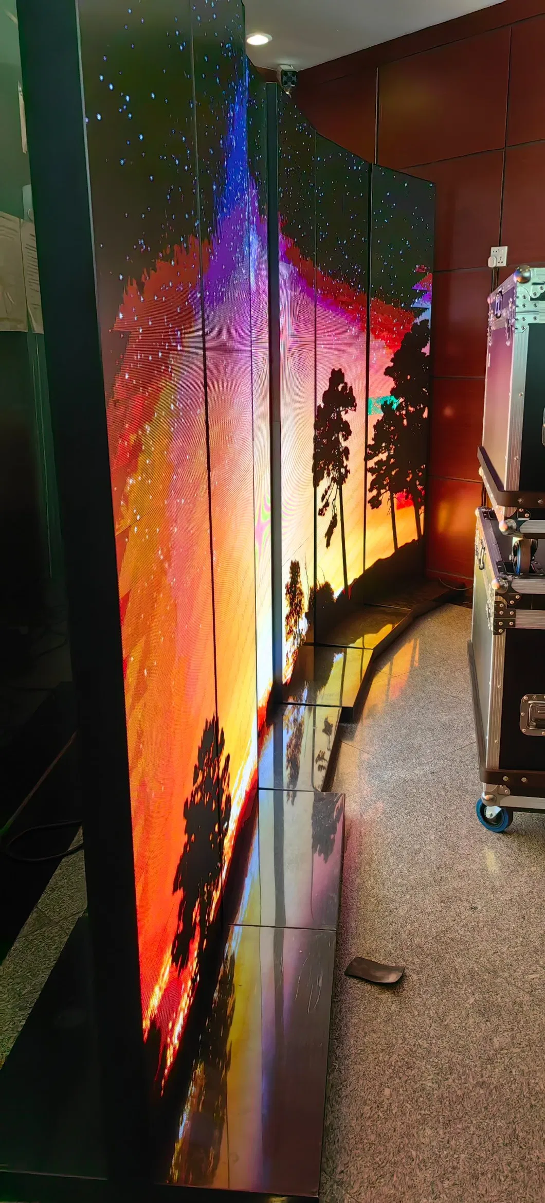 P2.5 Vertical LED Poster Advertisement Display Screen