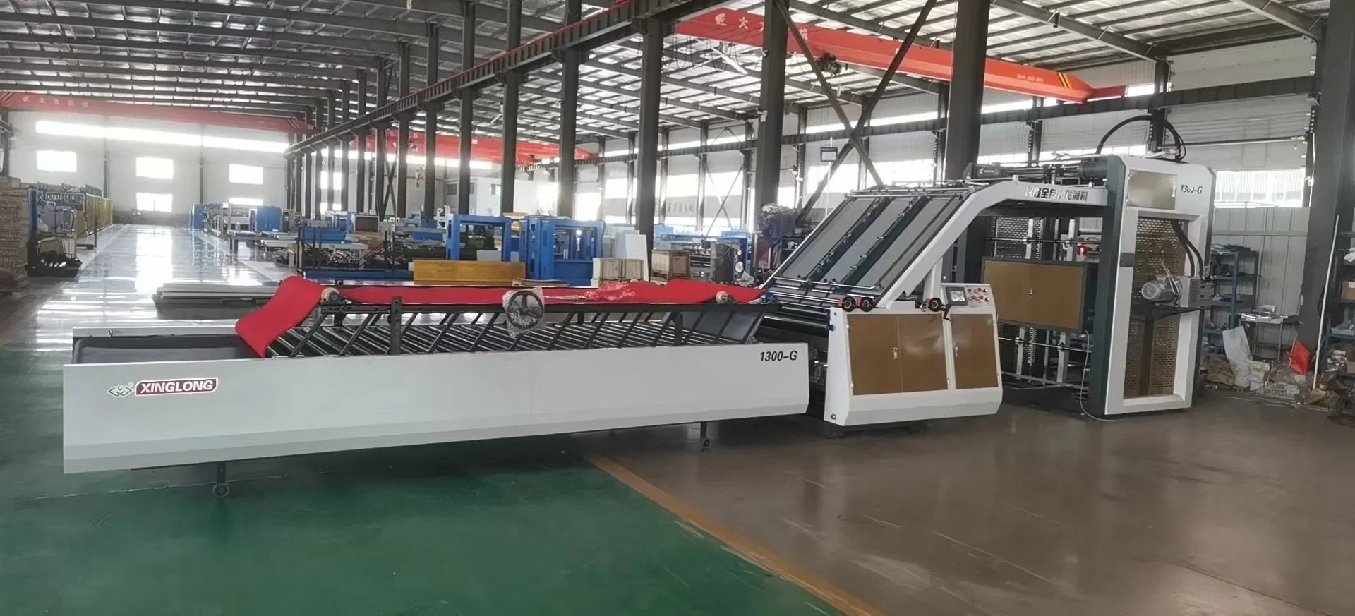 آلة laminating للورق المقوى بسرعة ضغط سريعة أوتوماتيكية