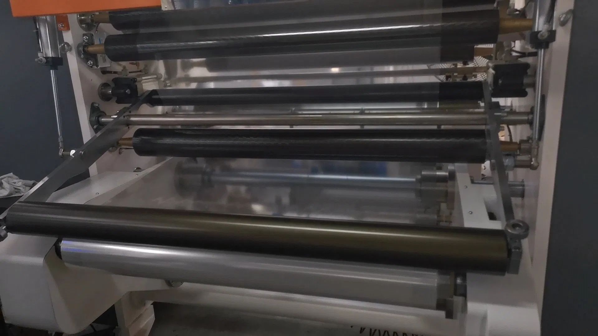 آلة لaminating من Sinomech نموذج A400 لتغليف مرن آلة laminating أفلام عالية السرعة