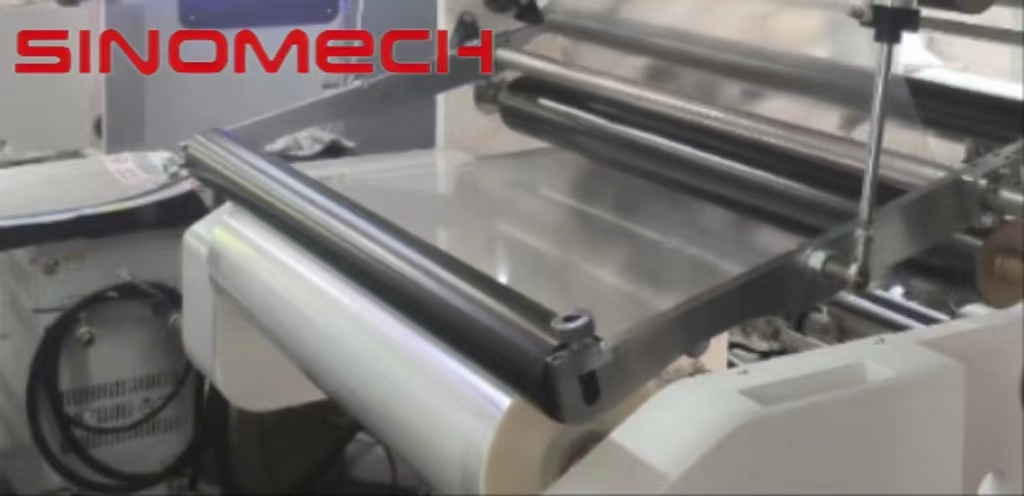آلة laminating من Sinomech نموذج A450 سرعة 450 م/دقيقة آلة laminating عالية السرعة للأفلام البلاستيكية والورق بدون مذيب