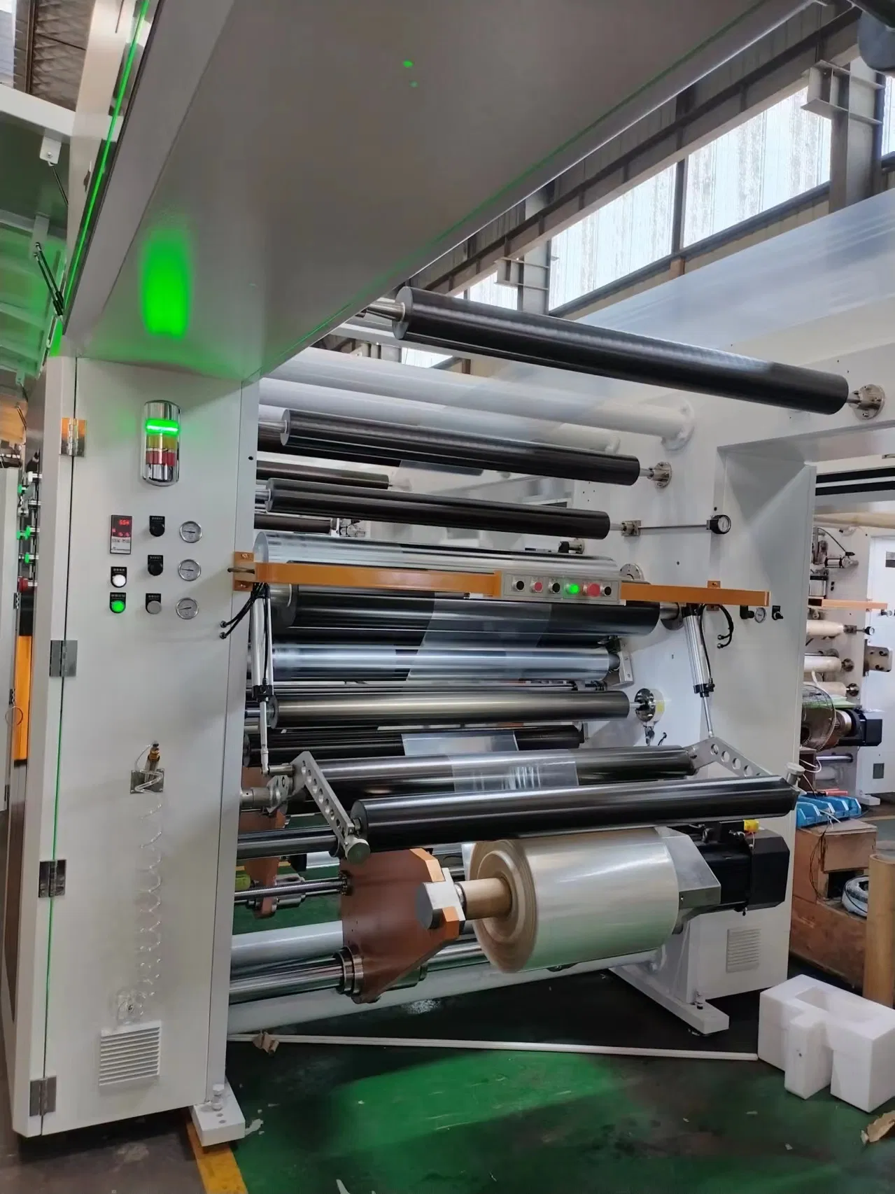 آلة laminating خالية من المذيبات للاستخدام الثقيل للإنتاج على نطاق واسع مع تشغيل سهل