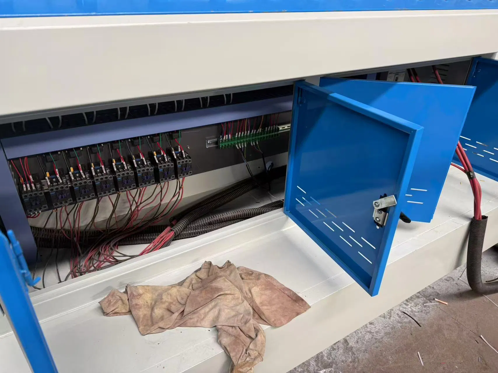 آلة بثق تغليف البلاستيك، آلات تغليف الورق، معدات طلاء، خط تغليف الأقمشة غير المنسوجة