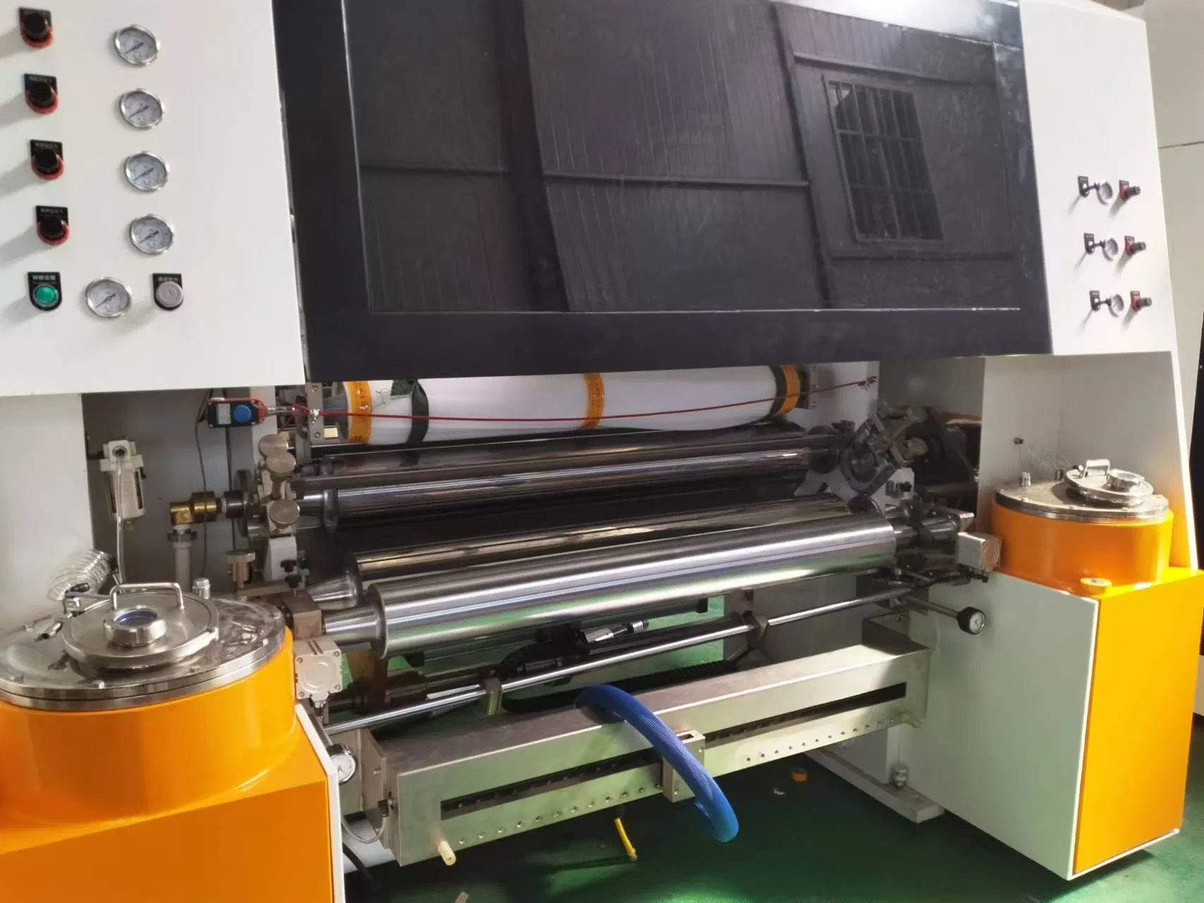 آلة laminating الصينية بدون مذيبات للأفلام المطبوعة أكياس الأكياس الورقية laminator خالي من المذيبات laminating التعبئة والتغليف المرنة للمواد الغذائية