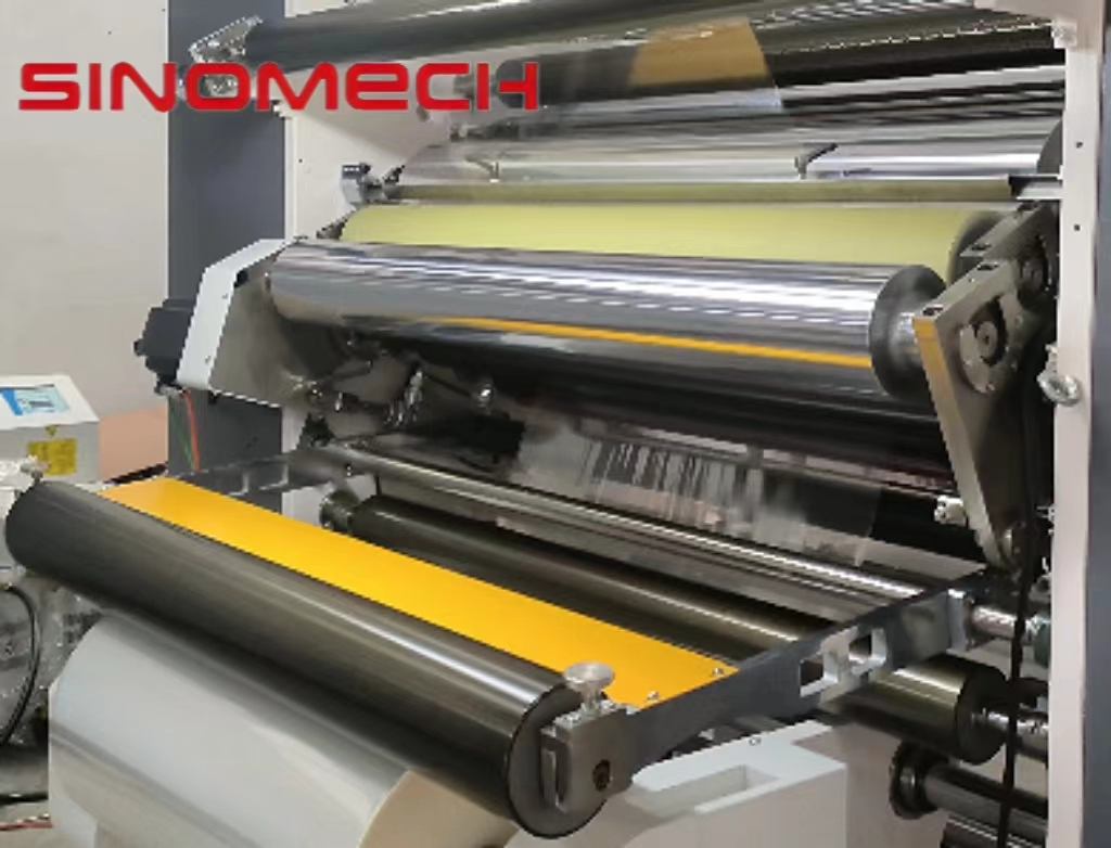 آلة لaminating بدون Solvent من Sinomech نموذج A400-3h عالية السرعة ثلاث طبقات لaminating آلة لaminating بدون Solvent