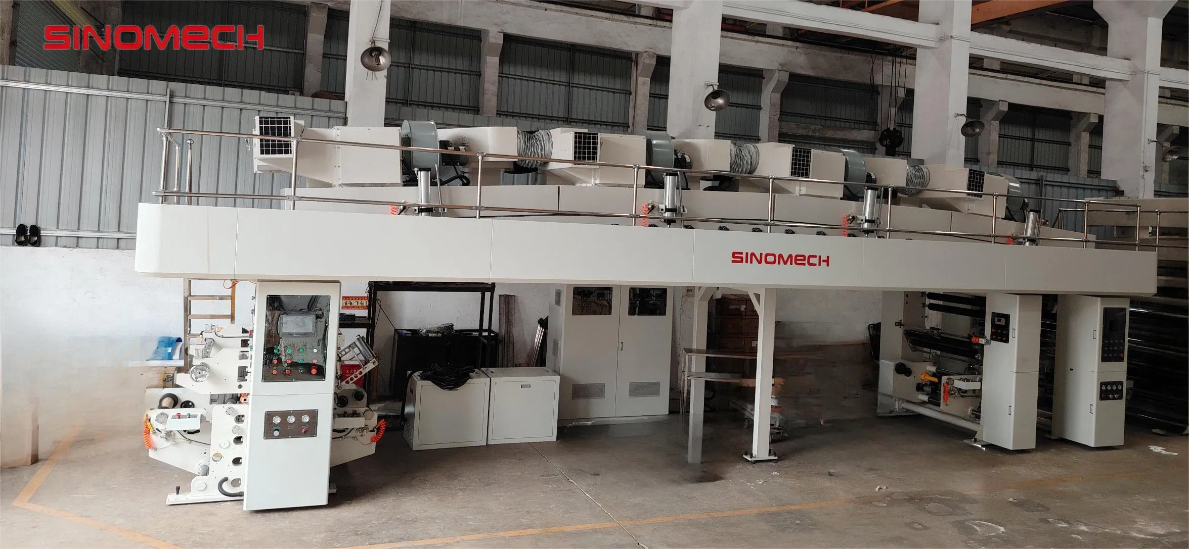 آلة laminating الجافة عالية السرعة من Sinomech نموذج A200 نوع الغراء للمواد القائمة على المذيبات والمياه السرعة 200m/Min لآلة laminating الجافة للتغليف المرن