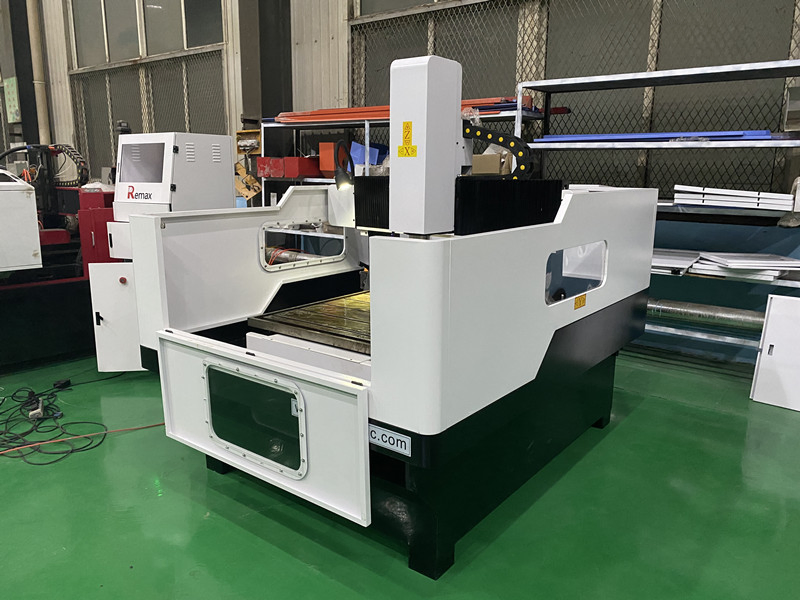 الصين جودة عالية 8090 آلة CNC للمعادن النقش والنحت