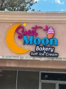 Featured Bakery Sign