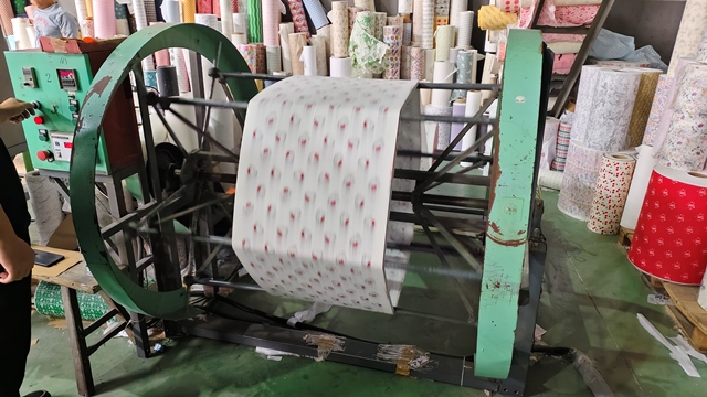 Size setting step in paper art manufacturing at Arden Decor production facility