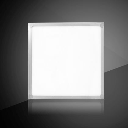 China Factory Dimmable 3200lm Daylight Ra80 200deg LED Panel Light
