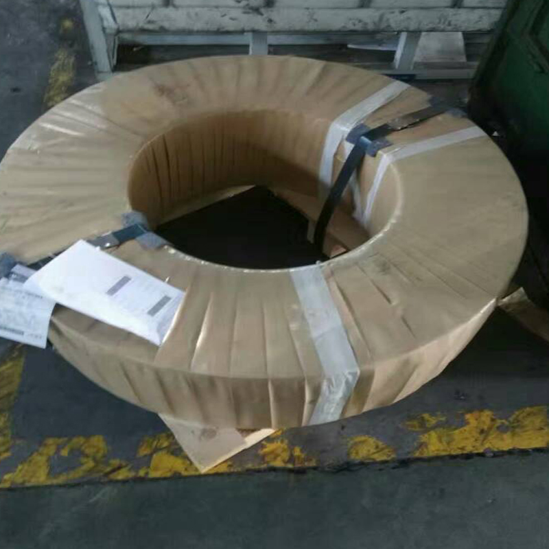 Good Quality Laminating Crepe Kraft Paper with PE Strip, Metal Protected (SGS, RoHS)