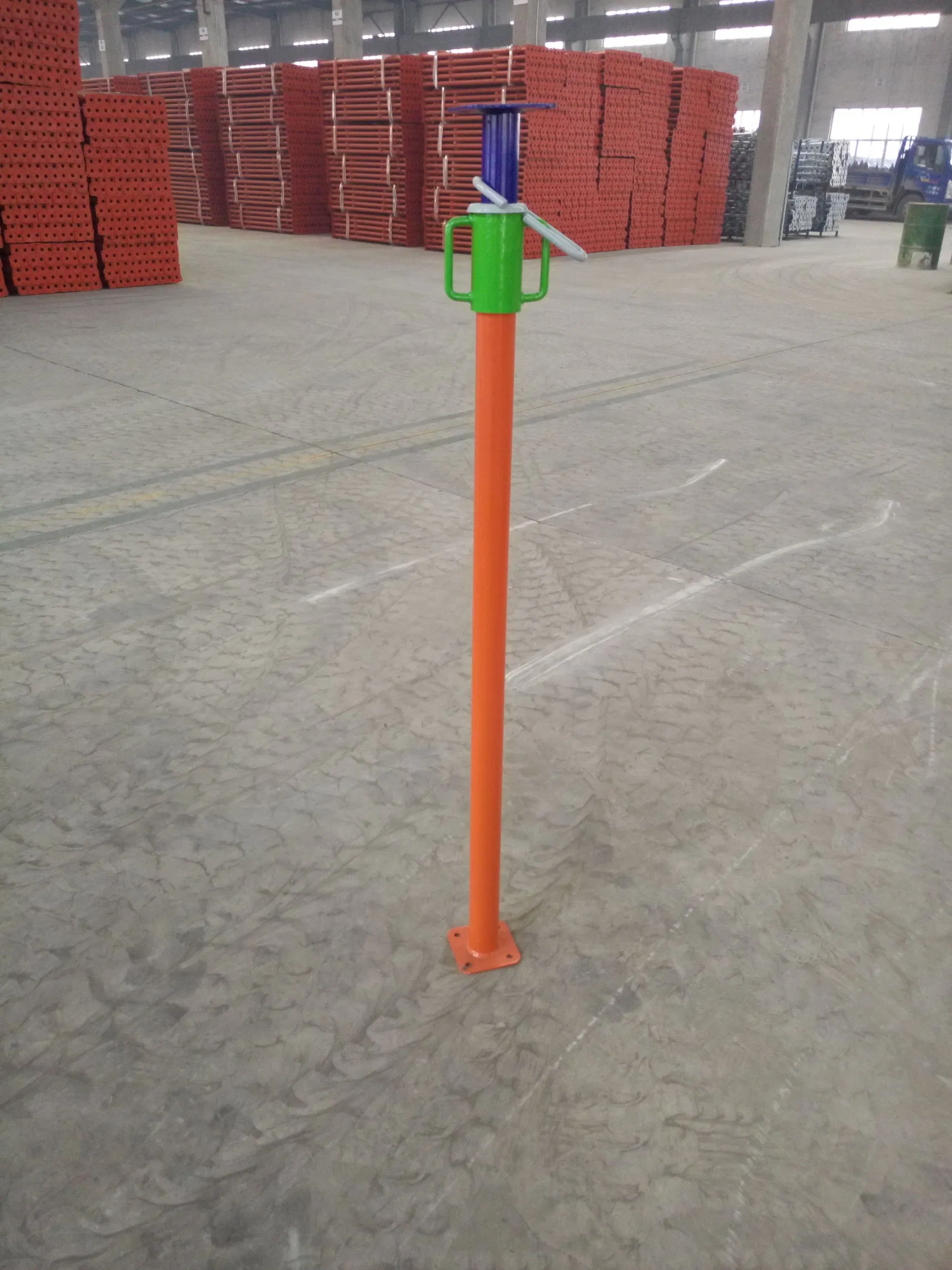 Heavy-Duty Steel Props with Square Flower Plate for Scaffolding