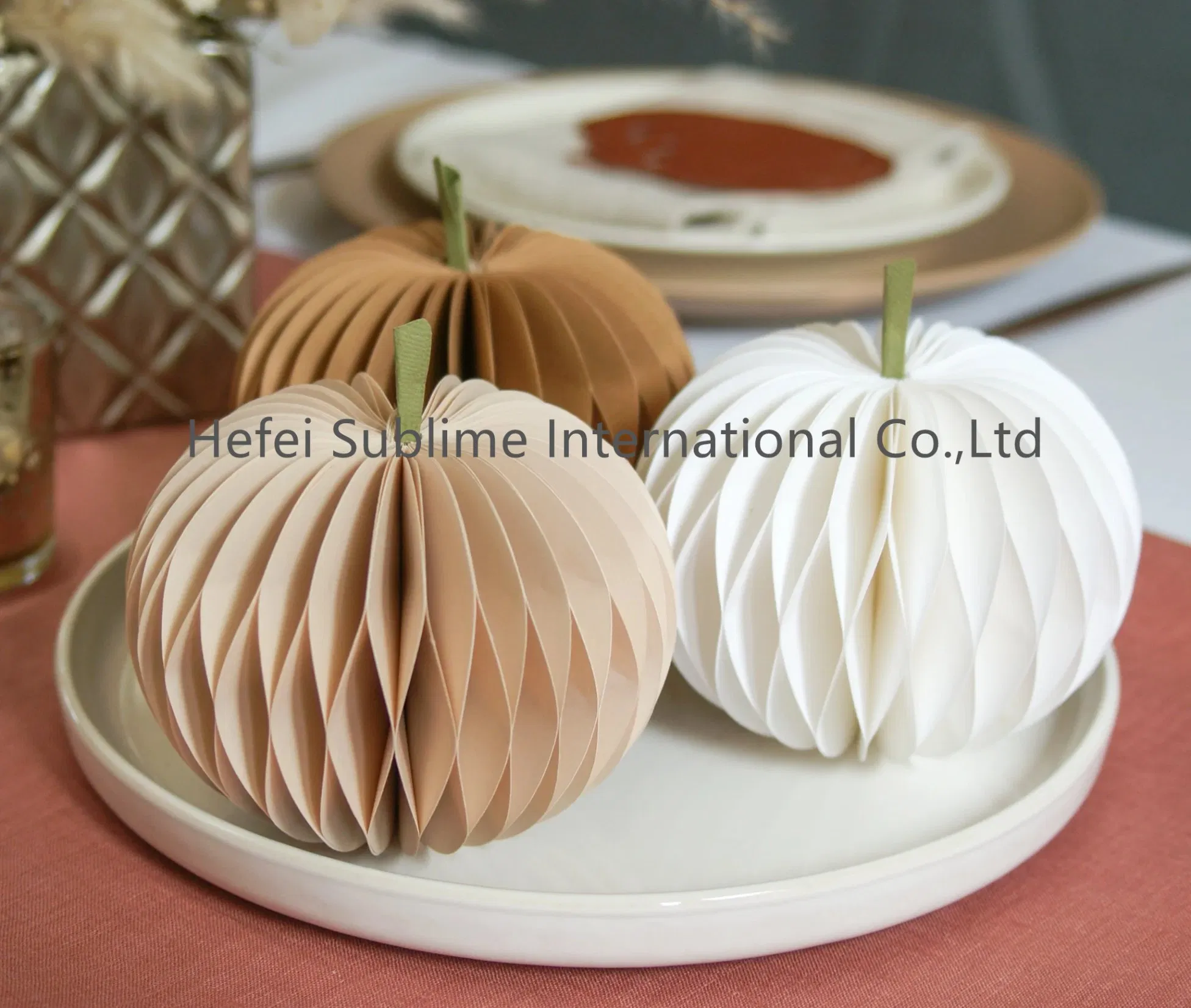 Thanksgiving Day Halloween Christmas Autumn Paper Honeycomb Pumpkin for Hanging Decoration