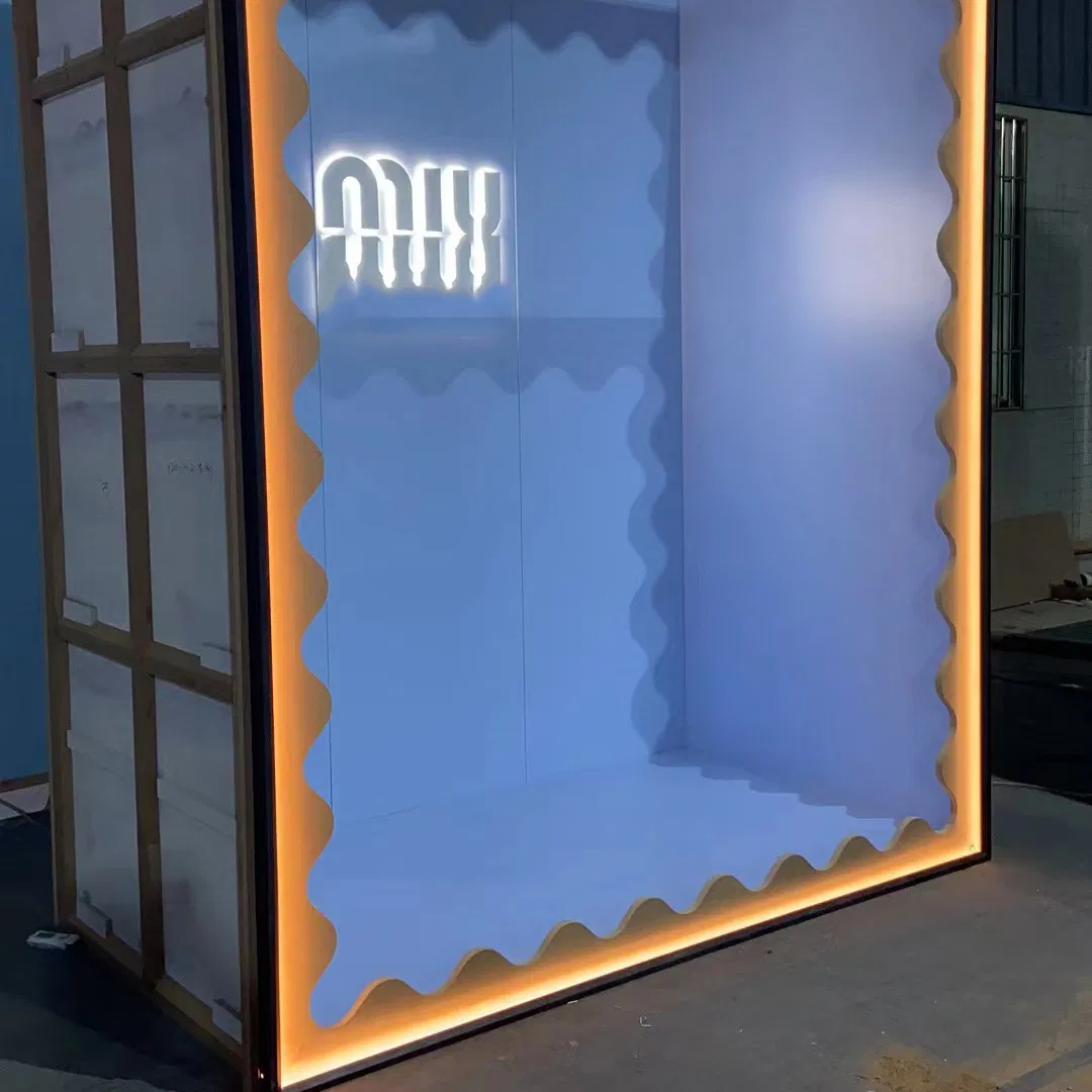 Professional Manufacturing Creative Design Visual Merchandising Merchandising Props Window Display