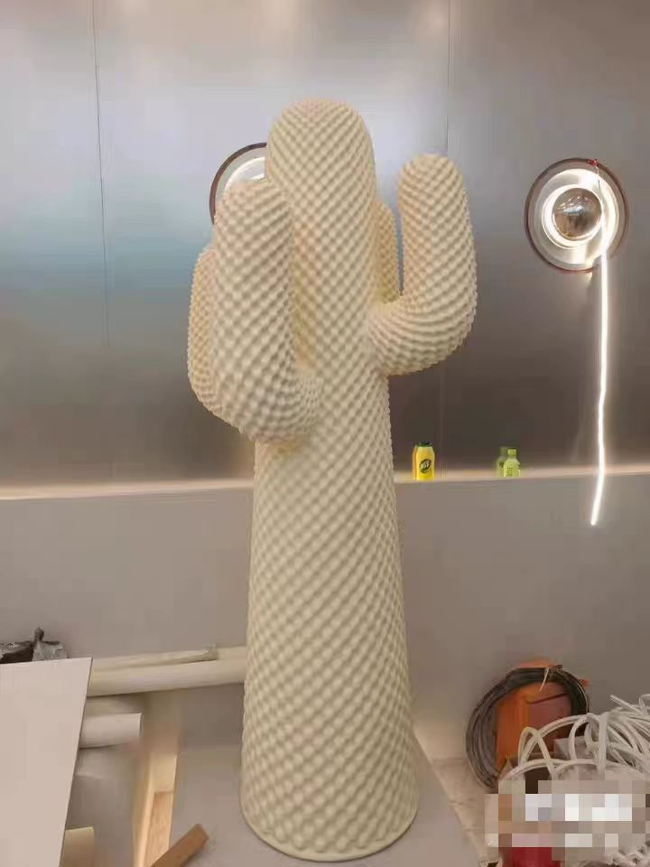 Event Party Decoration Fiberglass Props Handmade 1.2m 1.5m High Cactus Sculpture
