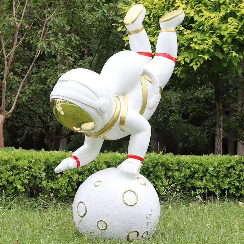 Top Sale Life Size Astronaut Figurine/Resin Spaceman Statue/Fiberglass Astronaut Sculpture for Event