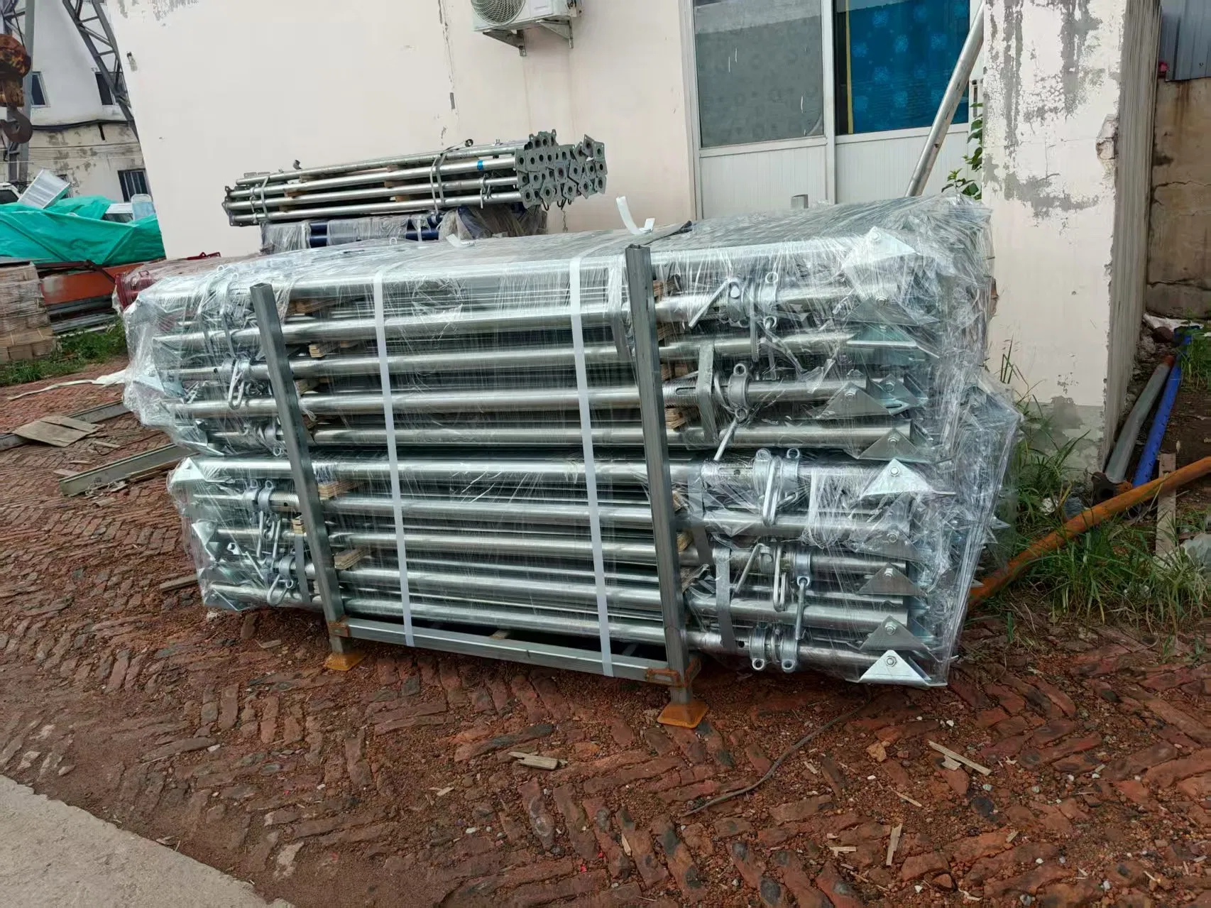 Middle East Type Steel Prop with Flower Plate for Formwork