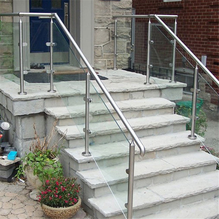 Modern Metal Wood Stainless Steel Glass Balustrade Baluster Handrail Staircase Railing