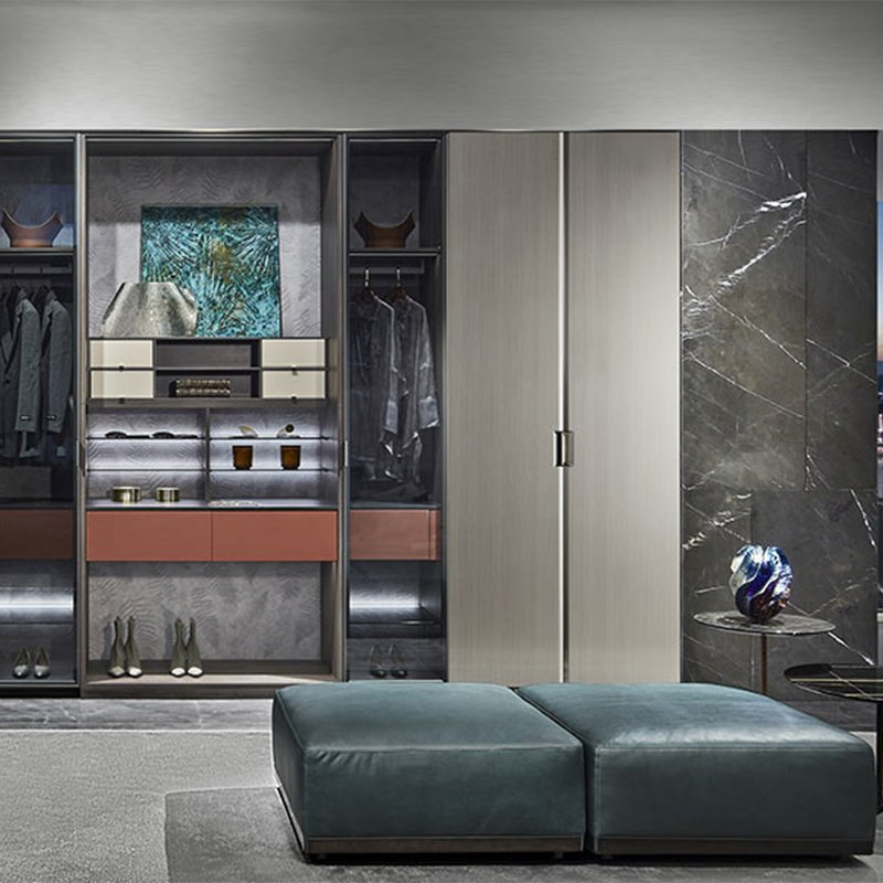 Customizable Modern Fitted Wardrobe for Chic Bedroom Interiors