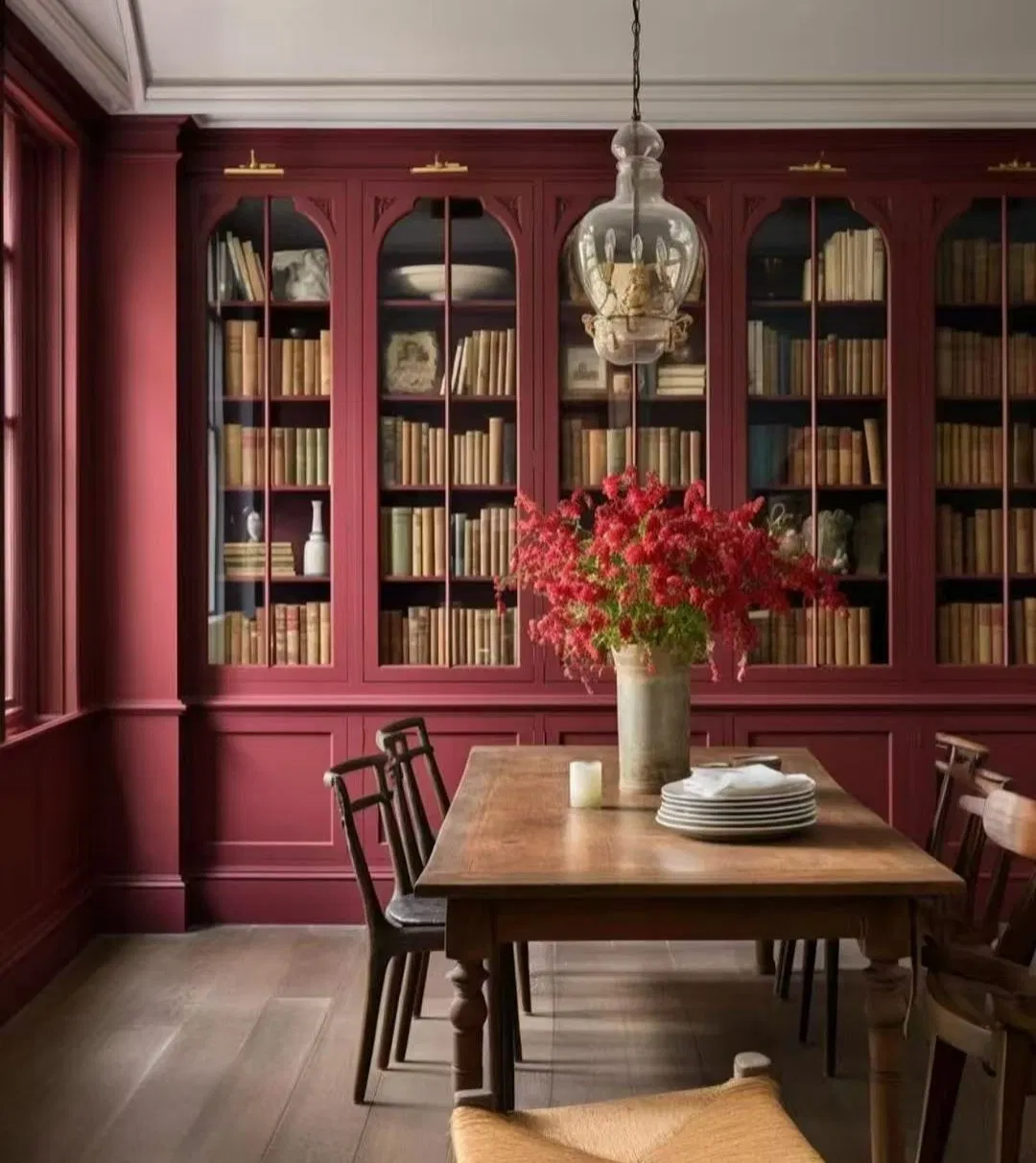 Classic Wood Grain Bookshelf