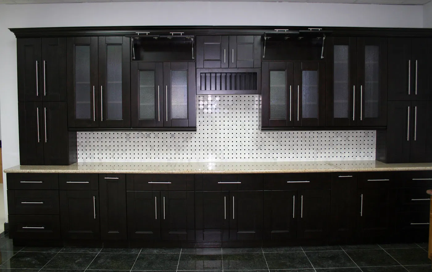 Factory Solid Wood Shaker Style Kitchen Cabinet Series Modern Design Kitchen Cabinet for Wholesales