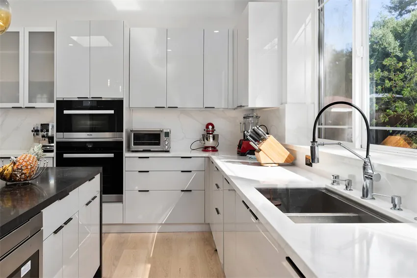 Kitchen Cabinet Detail