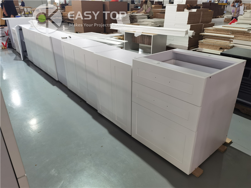 Australia 2PAC Finish Shaker Style Fitted Kitchen Modern Kitchen Cabinets