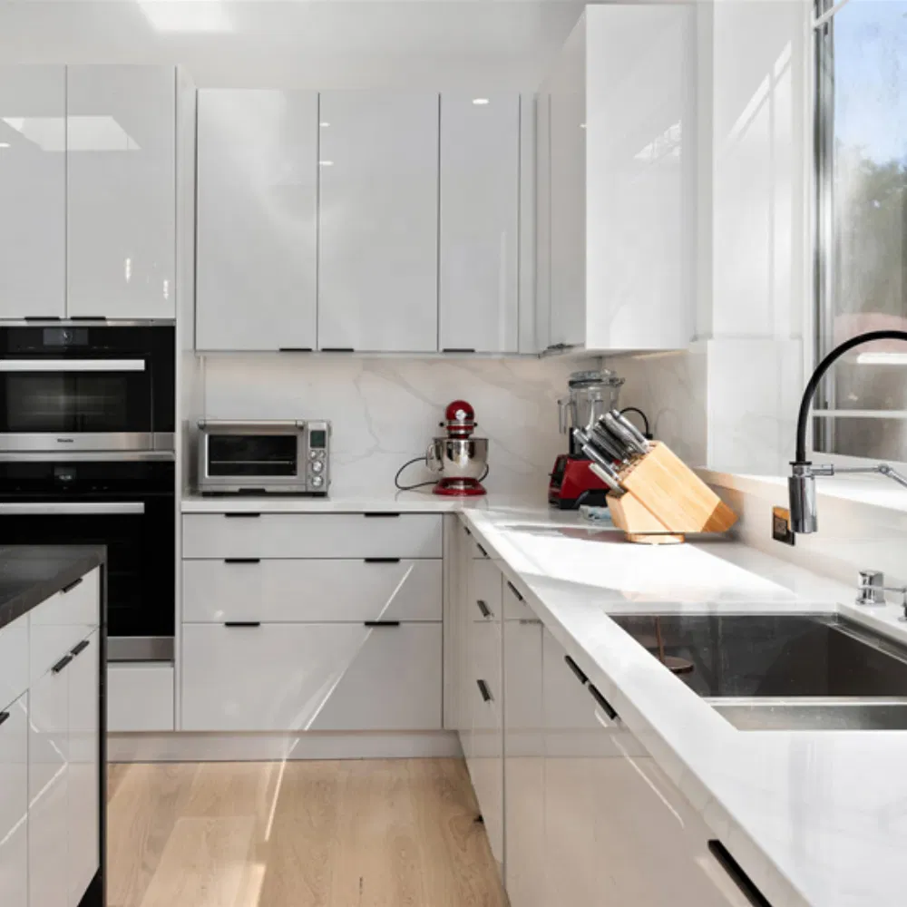 Cbmmart High Gloss Surface Finished Cabinet White Flat Panel Modern Kitchen Cabinets Modular Design Marble Island