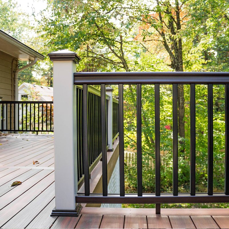 Factory Supply Eco-Friendly Anti-Fade Anti-UV Waterproof Wood Plastic Composite Stair Case Railings Exterior Railing