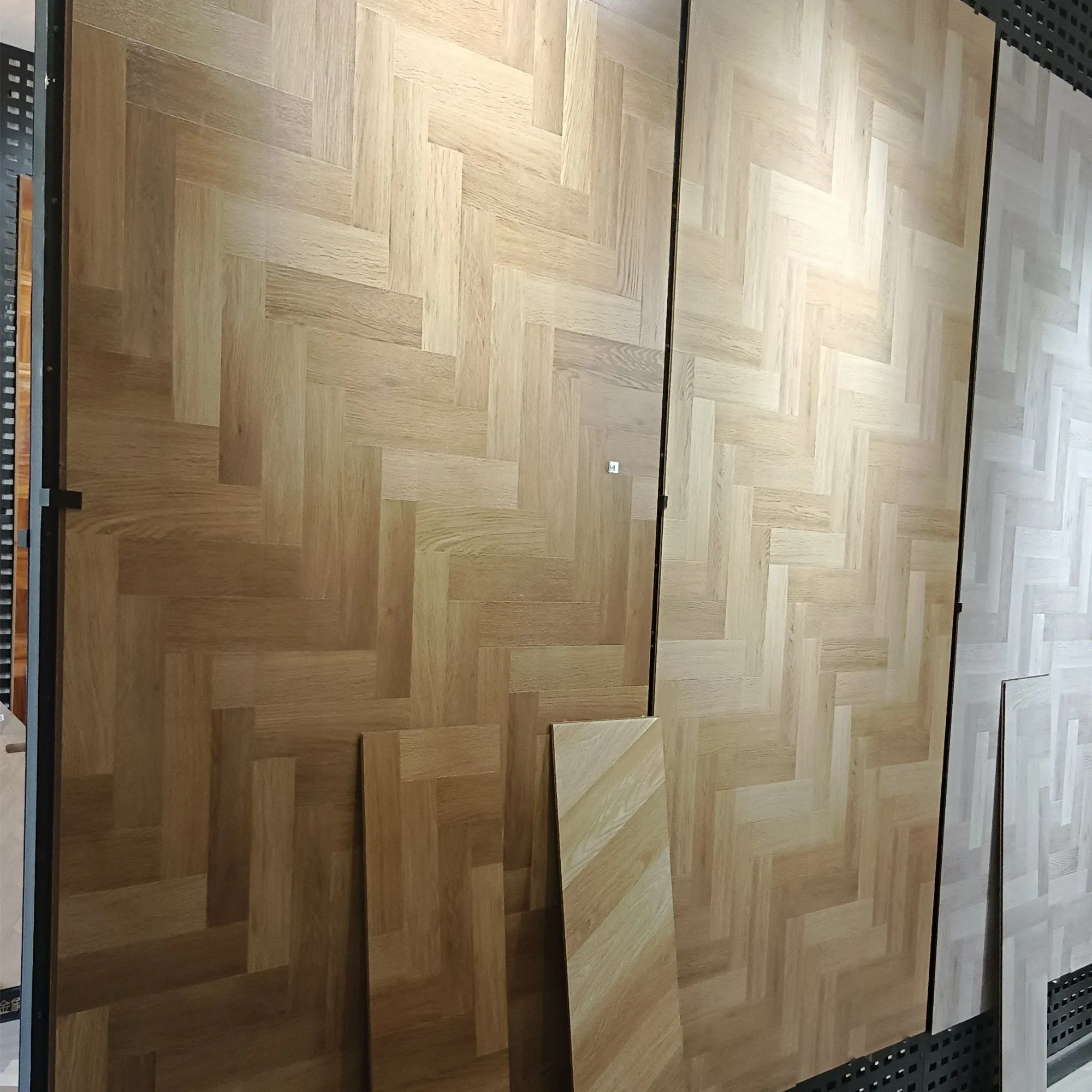 8-12mm Oak Engineered Wood Hardwood Parquet Floor Tile Herringbone Fishbone Chevron Easy Installation Wholesale PVC Spc Lvt Vinyl Plank Laminate Flooring OEM